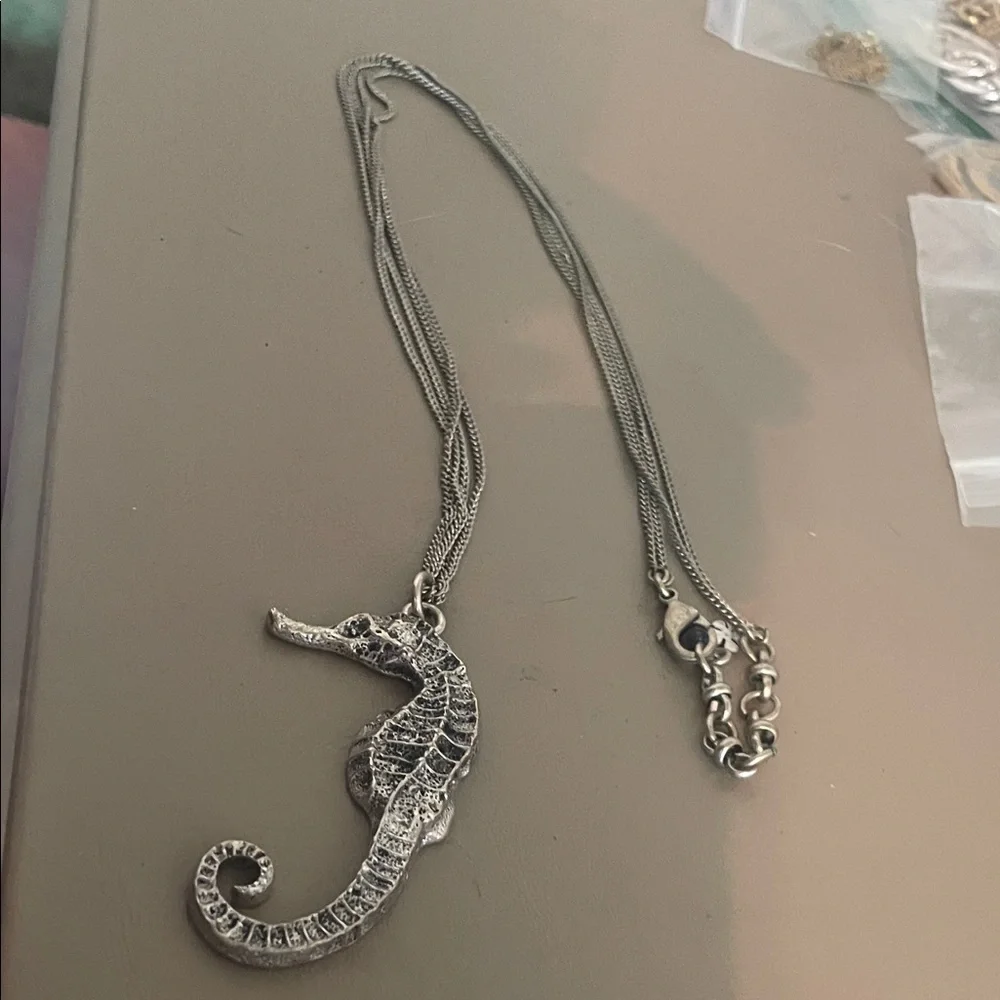 Lucky Brand Silver Seahorse Pendant - Picture 5 of 5